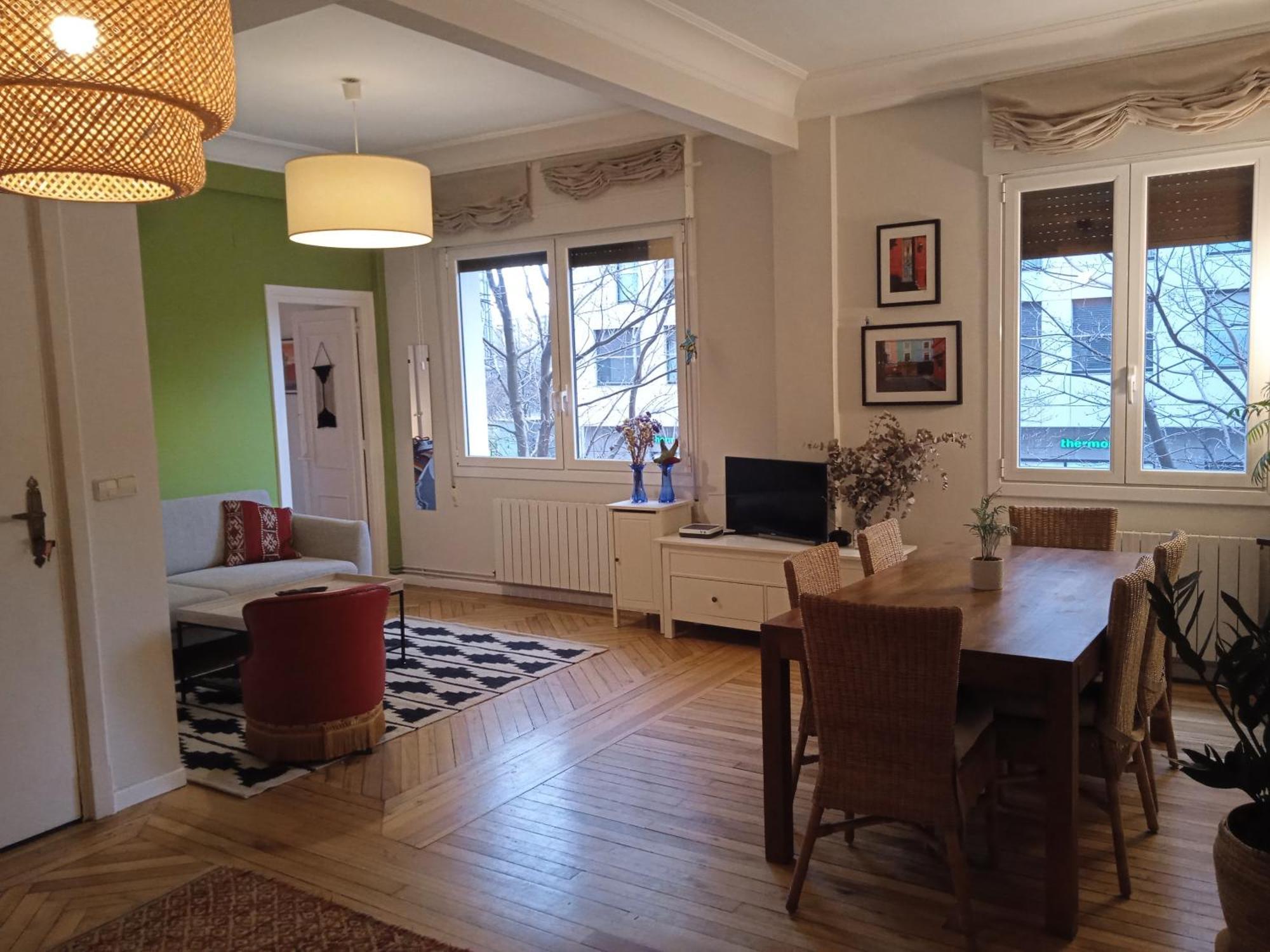 Apartamento Guggenheim Centrico Y Confortable Більбао Екстер'єр фото
